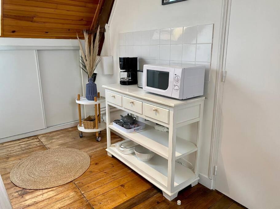 Charmant Appartement Entre Saint-Malo Et Le Mont-Saint-Michel Dol-de-Bretagne Ngoại thất bức ảnh