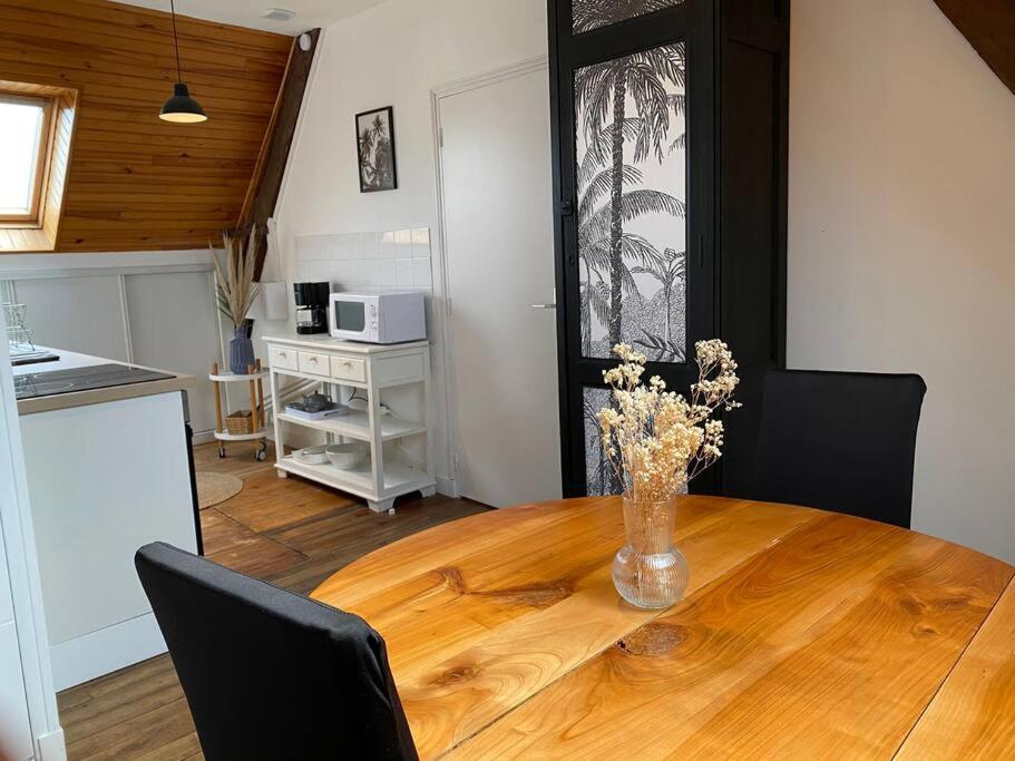 Charmant Appartement Entre Saint-Malo Et Le Mont-Saint-Michel Dol-de-Bretagne Ngoại thất bức ảnh